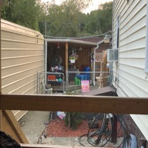 Meet your Posher, Brenda